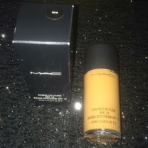 M.A.C Studio Fix Fluid Foundation (NC46)